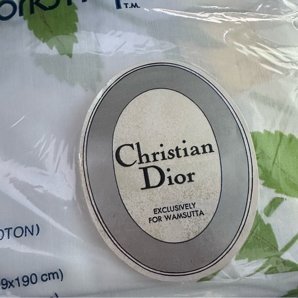 Vintage CHRISTIAN DIOR Wamsutta THE DIOR ROSE Single Twin Flat Sheet - Picture 6 of 7